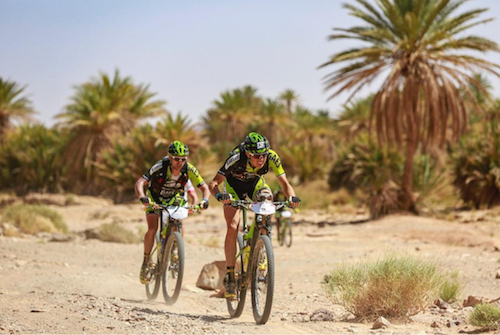 Roberto Bou queda segundo en la Titan Desert utilizando nuestros suplementos deportivos 